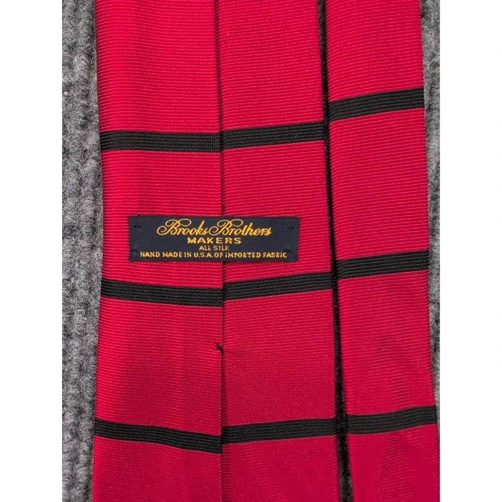 Vintage Brooks Brothers Makers Silk Tie Red W/ Black Stripe Made in USA